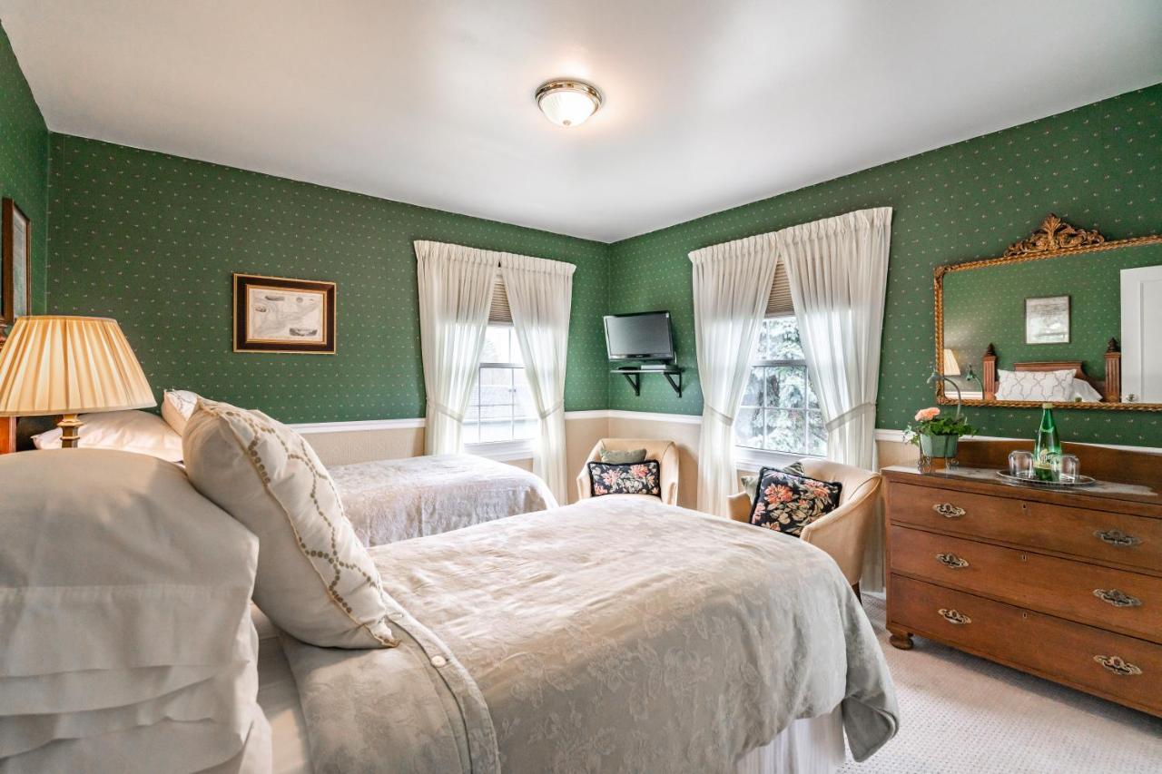 Abacot Hall Bed & Breakfast Niagara-on-the-Lake Dış mekan fotoğraf
