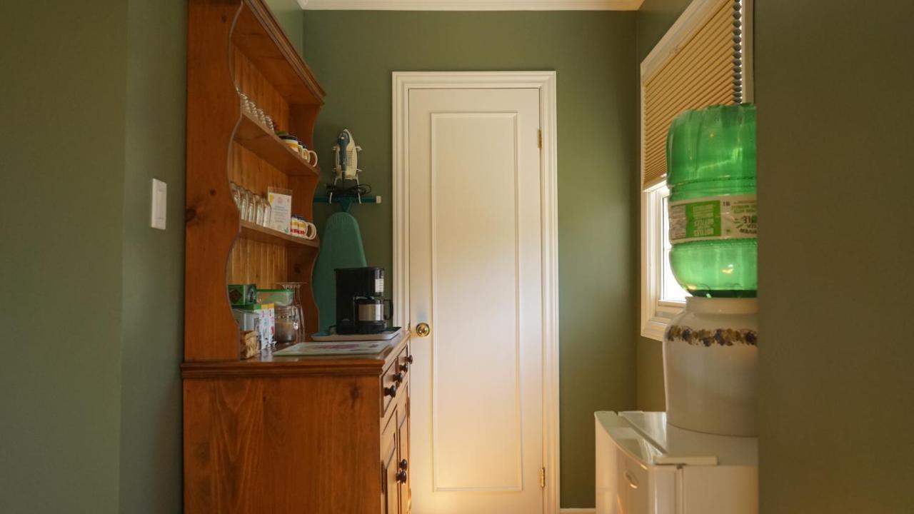 Abacot Hall Bed & Breakfast Niagara-on-the-Lake Dış mekan fotoğraf